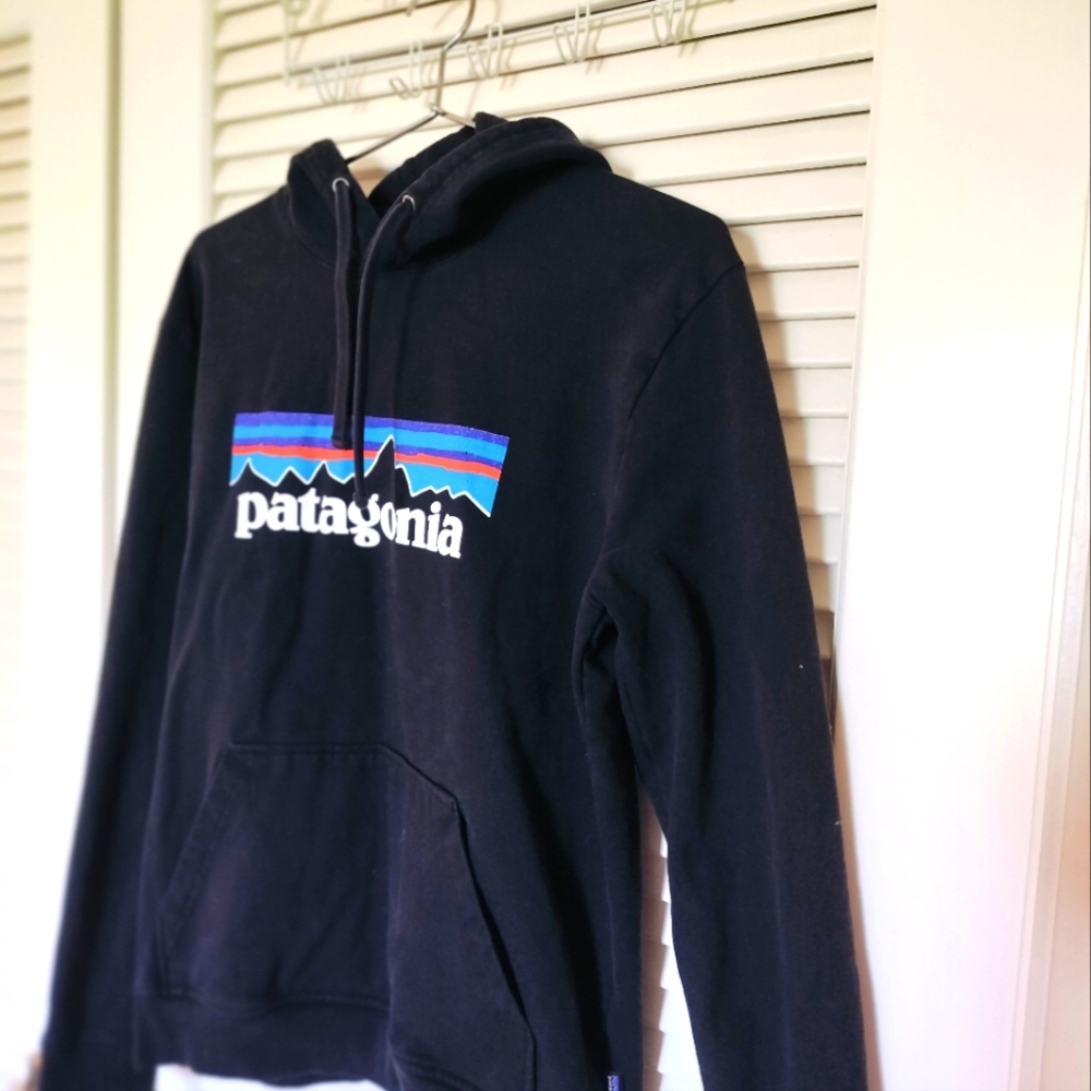 Patagonia Uprisal Black Hoodie with Logo Size Medium